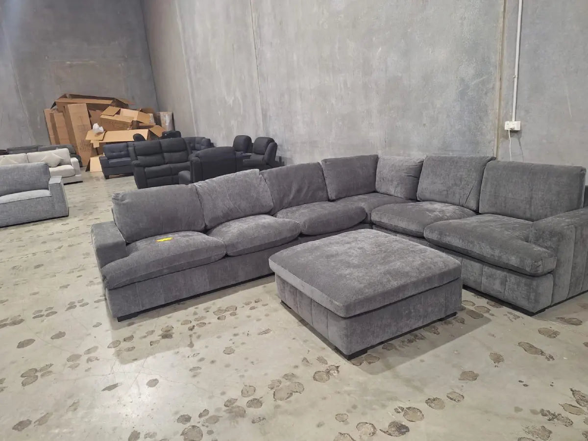 Melbourne Corner Couch with Ottoman