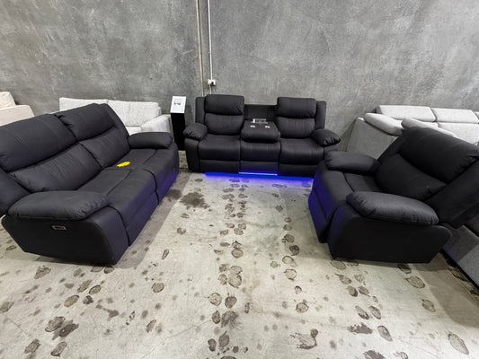 Best Color Choices for a Leather Sofa in Modern Homes